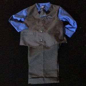 4 pieces grey and blue set.